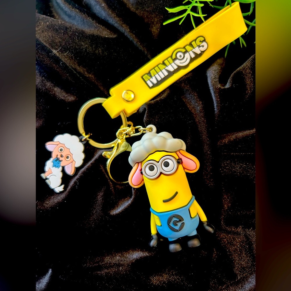 MINION SHEEP THEME KEYCHAIN BRAND NEW.